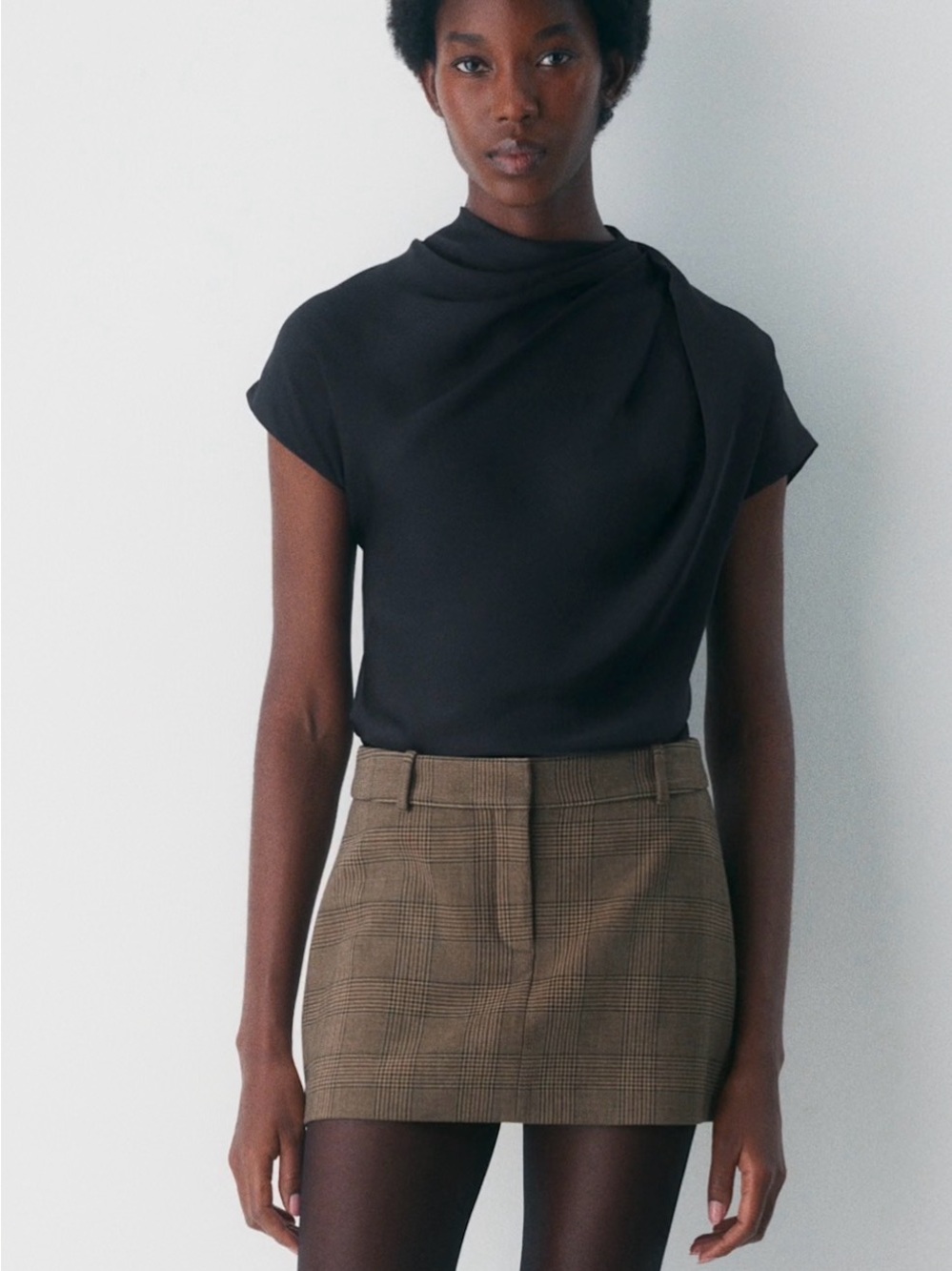 Aritzia Chisel Micro Skort